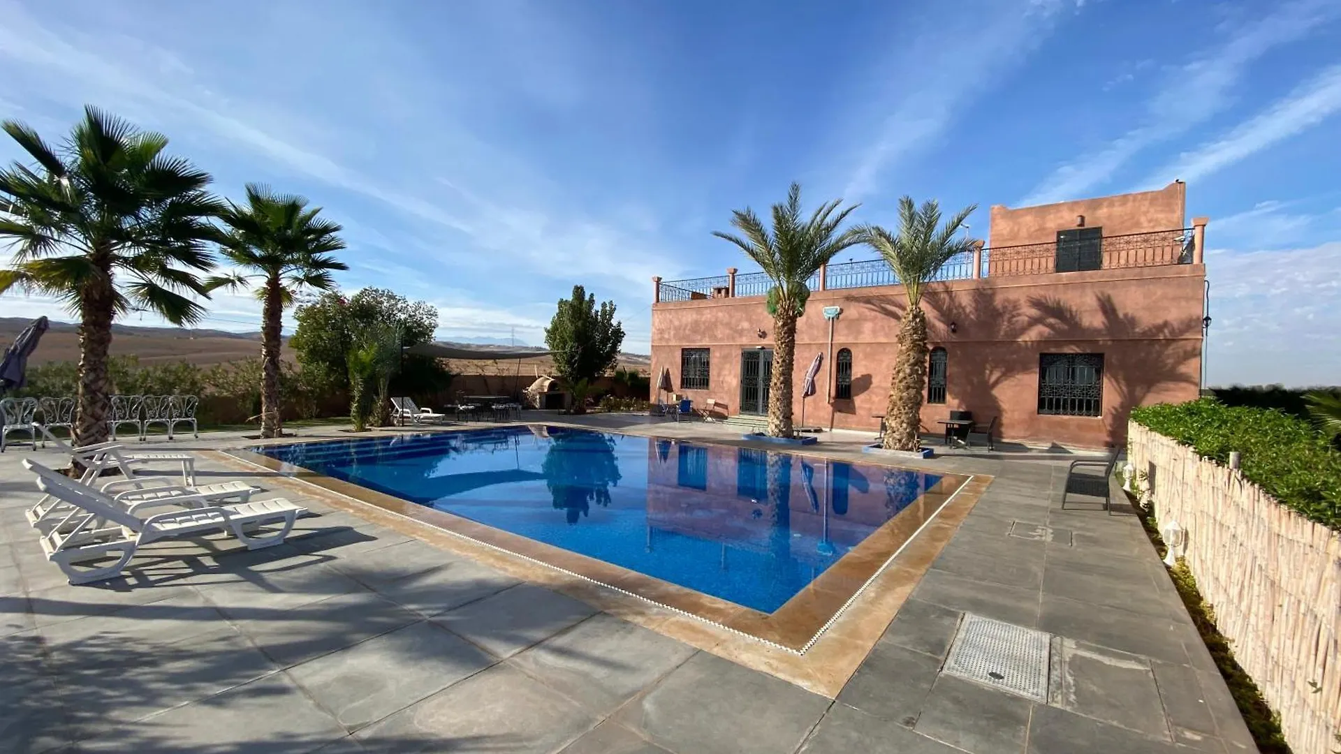 Agafay Tiuraer Villa Marrakesh